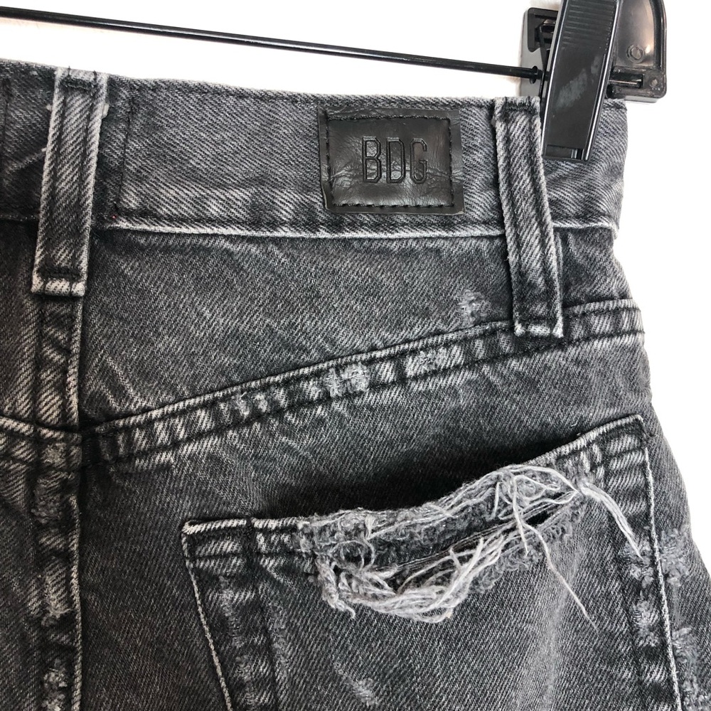 Urban Outfitters BDG A-Line Shorts Washed Black Raw Hem Distressed Short Size 24 - Picture 7 of 16